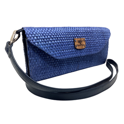Clutch Silvia Azul forro en piel