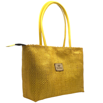 Conjunto personalizado amarillo